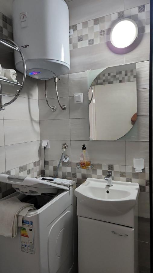 Apartmani Mia Sorajic Petrovac 外观 照片