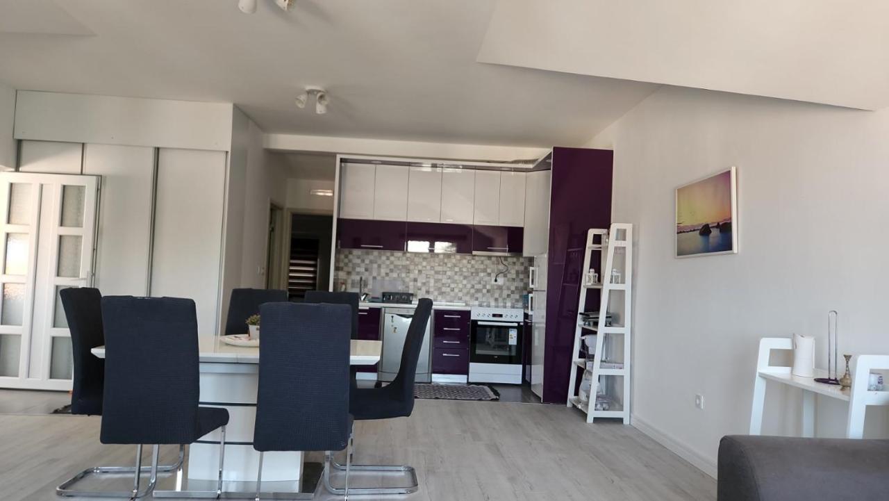 Apartmani Mia Sorajic Petrovac 外观 照片